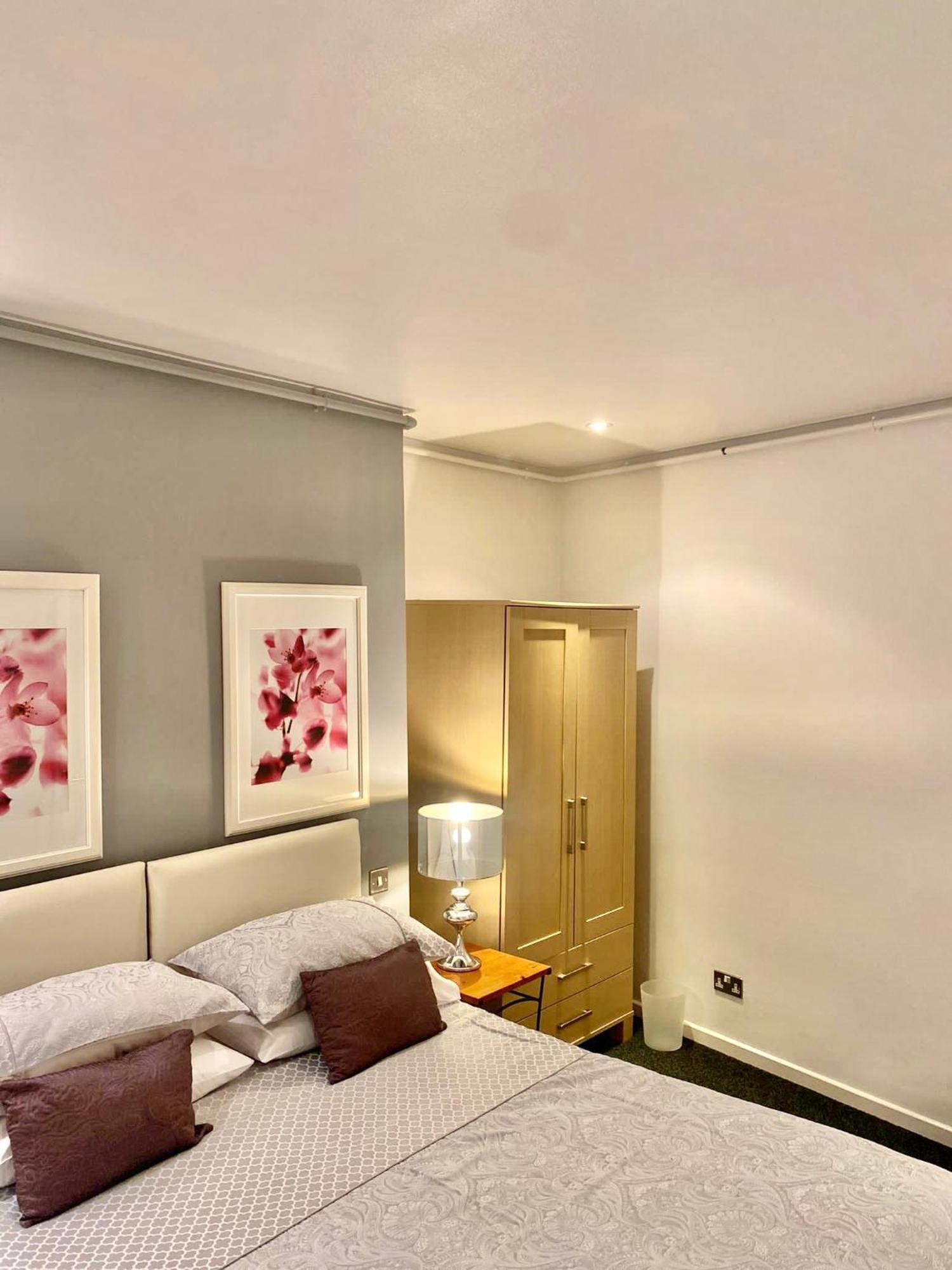 Solomons Peak Apartment บักซ์ตัน ภายนอก รูปภาพ